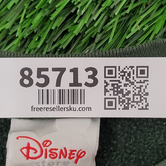 Disney Mickey-Mouse Sweatshirt M/L 22x25 Green Cropped - Picture 10 of 16